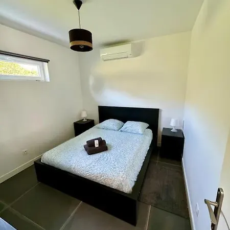 Apartment 3 T3 Neuf Entierement Climatise - Stade-eurexpo Decines-Charpieu